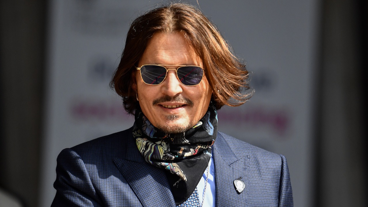 हॉलीवुड स्टार JOHNNY DEPP बनाएंगे ‘मोदी’ नाम की फिल्म, जानिए कहानी