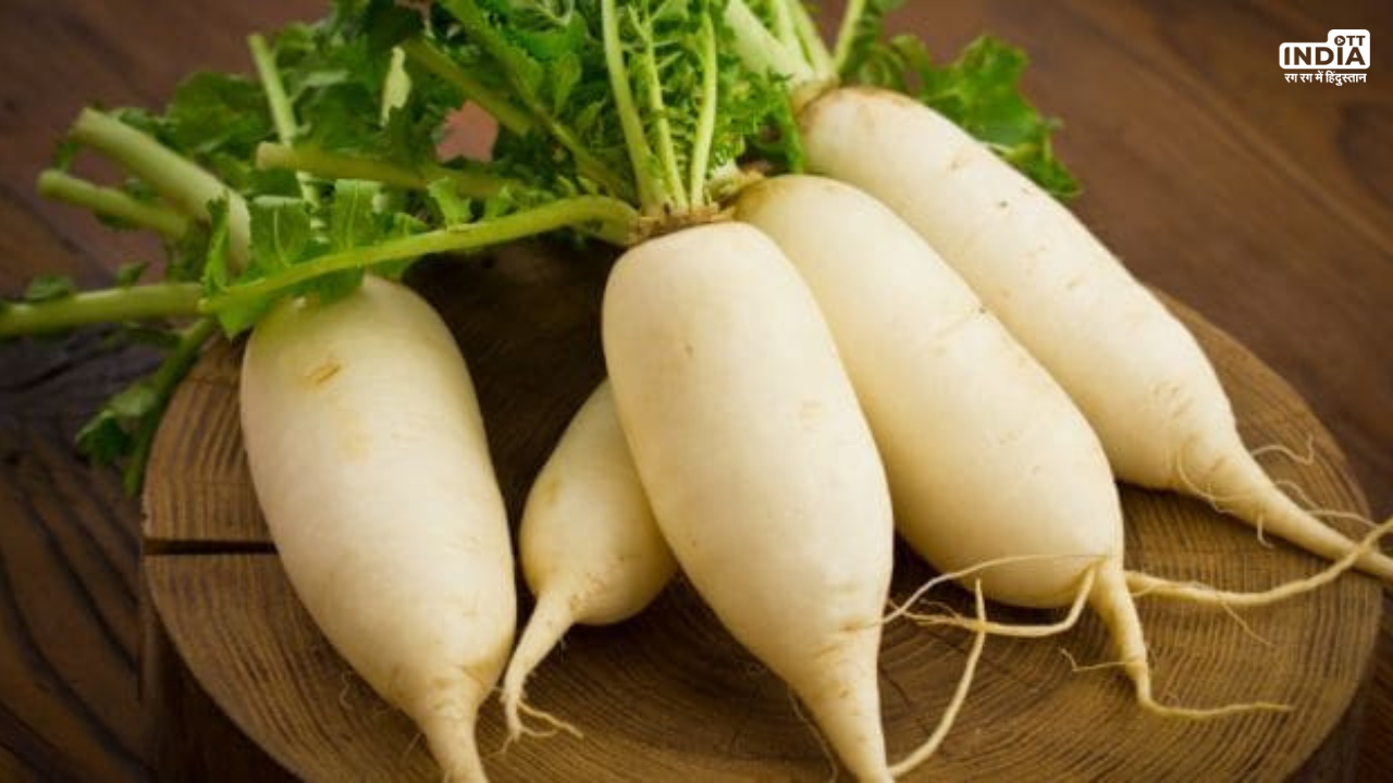 Radish Side Effects: सावधान! ज्यादा मूली खाने के भी हो सकते हैं गंभीर साइड इफेक्ट्स