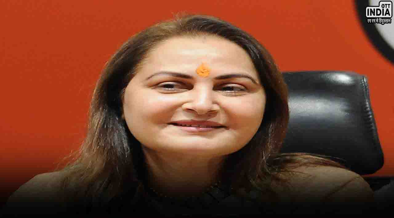 Actress Jaya Prada: जयाप्रदा के खिलाफ कोर्ट ने जारी किया गिरफ्तारी वारंट, जानिए पूरा मामला…