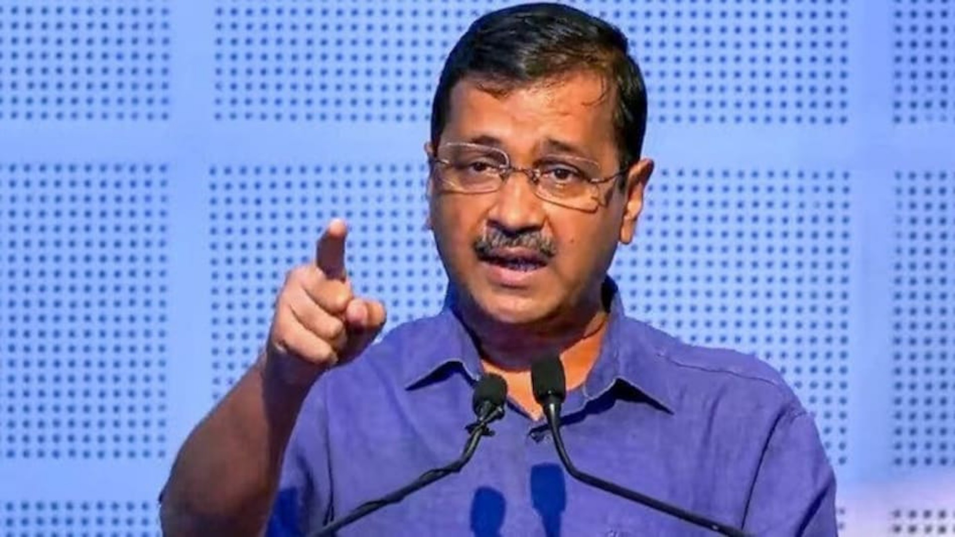 Delhi Excise Policy Case: आप को ईडी छापेमारी और केजरीवाल की गिरफ्तारी की आशंका, जानें पूरा मामला