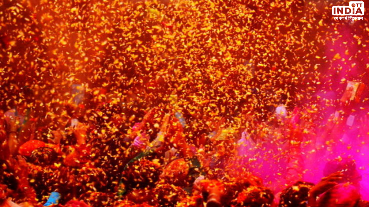 Phoolon ki Holi: मथुरा-वृन्दावन के फूलों की होली की अलग ही होती है रंगत, दूर-दूर से देखने आते हैं लोग