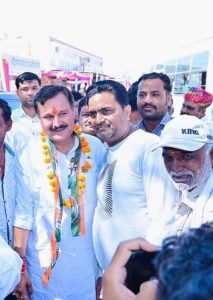 करण सिंह उचियारड़ा स्थानीयता को मुद्दा उठा रहे हैं