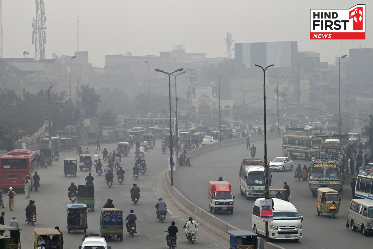 AQI 2000: पाकिस्तान में वायु प्रदूषण ने तोड़ा सारे रिकॉर्ड,लॉकडाउन की घोषणा