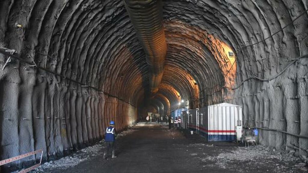 Z-Morh Tunnel