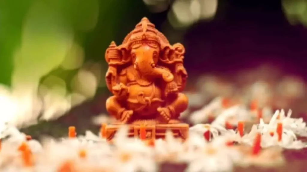 Sankashti Chaturthi Vrat: संकष्टी श्री गणेश चतुर्थी व्रत आज, जानें अर्घ्य का शुभ समय 