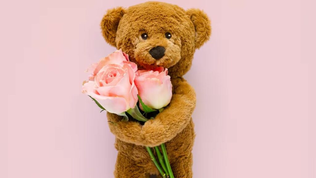 Teddy Day 2025: टेडी डे पर अपनों को भेजें ये स्पेशल मैसेज, बनाएं उनके दिन को ख़ास 