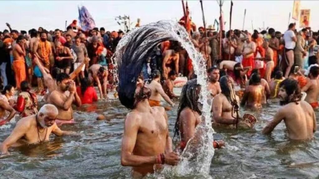 Mahakumbh Last Snan: इस दिन है महाकुंभ का आखिरी महा स्नान, जानें तिथि और मुहूर्त  
