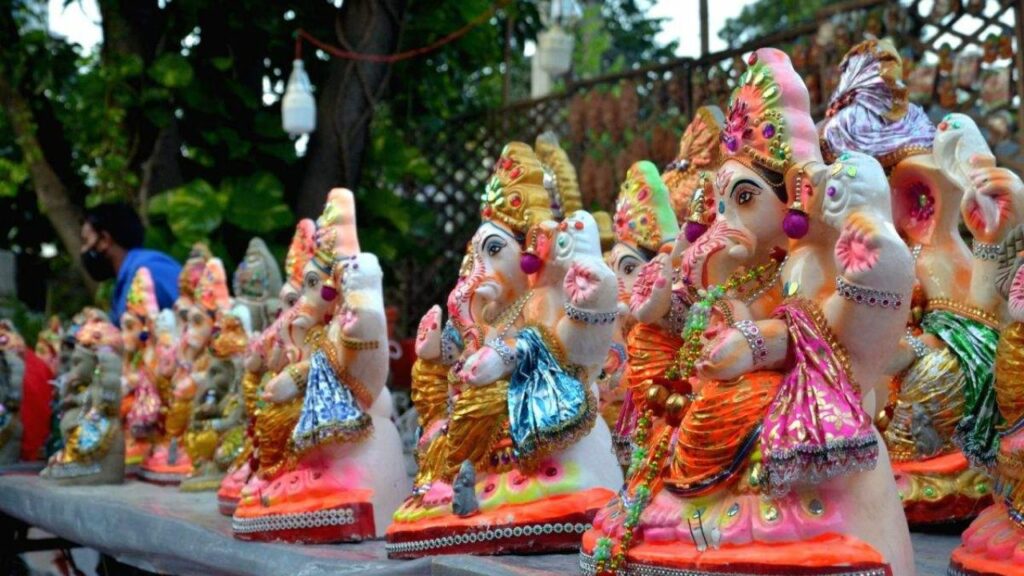 Angarki Chaturthi 2025: आज है अंगारकी चतुर्थी, गणेश जी को समर्पित है यह व्रत 