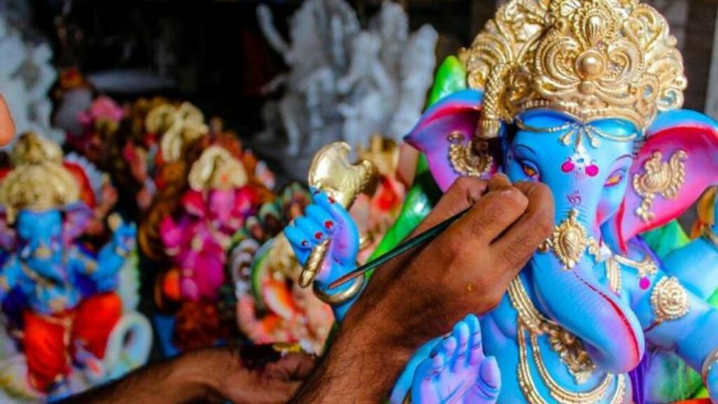 Angarki Chaturthi 2025: आज है अंगारकी चतुर्थी, गणेश जी को समर्पित है यह व्रत 